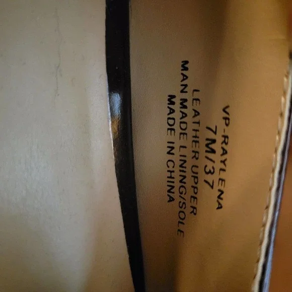 Vince Camuto Burgundy Patent Pointed Toe Dress Loafer Women's Size 7M VP-RAYLENA - Picture 6 of 8